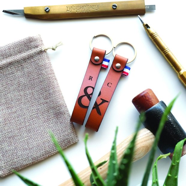 Duo de Porte-clés en cuir personnalisable, Cadeau Personnalisé, Porteclé initiales